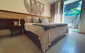 2 Bed Bath For 5 A 102